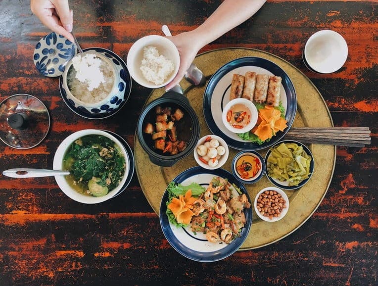 Vietnamese traditional food 16