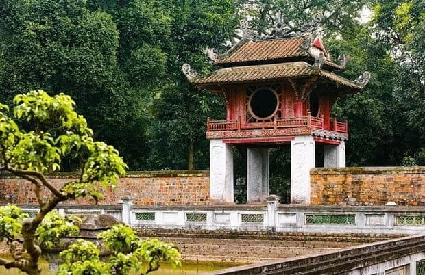 Things to do in Hanoi - Temple of literature