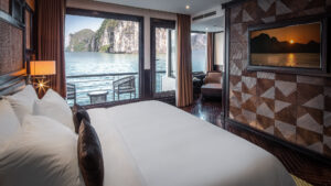 Best cruises in halong bay 