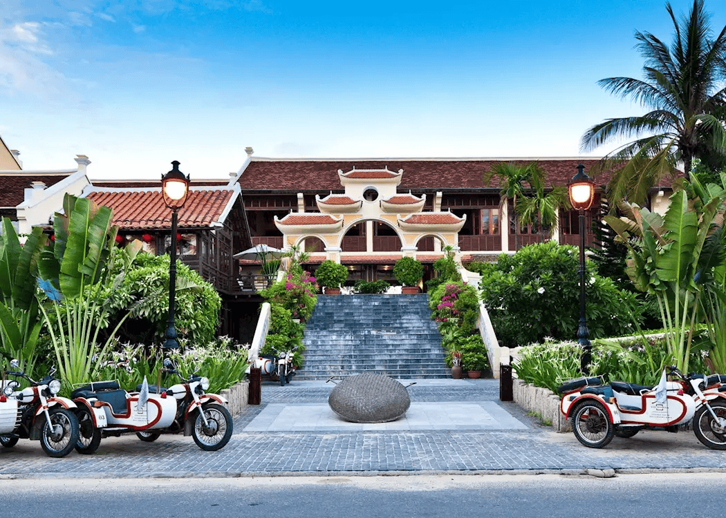 Regarding where to stay in hoian Beach: victoria 