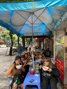 Guide to Vietnamese street food: Hanoi food tour 