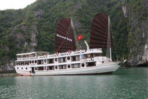 Guide to Halong bay Cruise: 3-Star Cruise