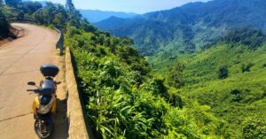 riding motorbike at Hai Van Pass