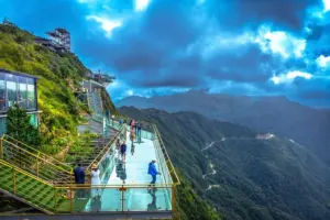sapa glass bridge